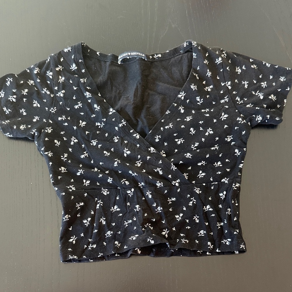 Brandy Melville Shirt Womens One Size Small Black Print V Neck